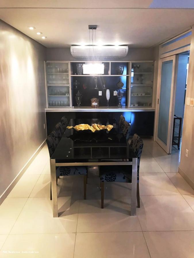 Apartamento, 4 quartos, 215 m² - Foto 4